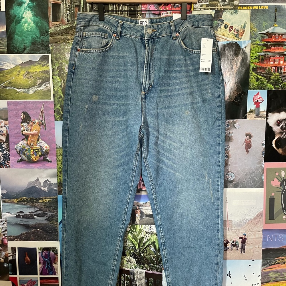 NWT Urban Mom Jeans